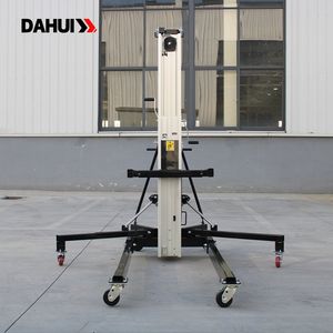Hand Crank Lift Designed for Versatile Use and Improved Work Efficiency