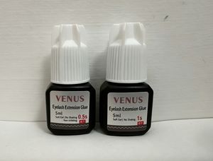 Professional Quality Quick-Dry Eyelash Adhesive for Stunning Lashes