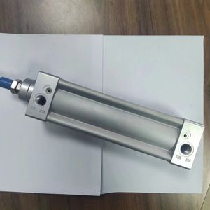 ISO15552 Cylinder 32-200mm Good Corrosion Resistance Si Pneumatic Cylinder