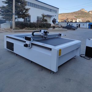 Corrugated Cardboard/Grey Cardboard /Carton Box/Paper Cardboard CNC Oscillating Knife Cutting Machine