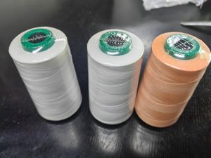 High Quality Wholesale 100% Spun 42s/2 3500m Polyester Spun Sewing Thread Polyester Filament Texture Yarn for Garments Textiles Brazil Market