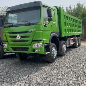 Sinotruk HOWO 8X4 420HP Dump Tipper Truck