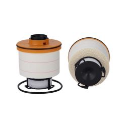 Factory Price Auto Spare Parts Fuel Filter Element Popular in Latin and Middle East Applied Hilux or Innova