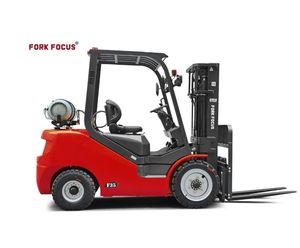 LPG Forklift Forkfocus Supplier 1.8t Forklift with Nissan Engine in Wood Factory