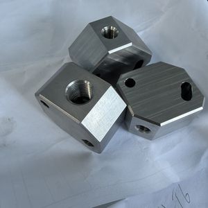 OEM Aluminum 7075 Carbon Steel CNC Milled Housing Bracket for Industrial Machine High Precision Parts
