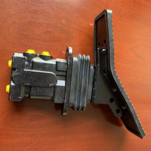 High Quality Two-Way Hydraulic Foot Pedal Valve for Excavator