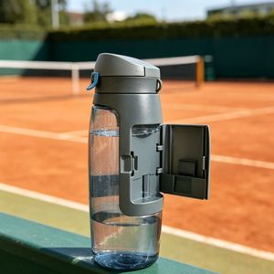 Creative Design Wallet Food Grade Environmental Friendly Plastic Portable Space Water Bottles 750ml