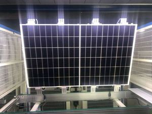 2023 China Manufacturer 100W PV Hybrid Solar Panel Collector Solar Power Panel Factory 100W Solar Cell in ODM and OEM