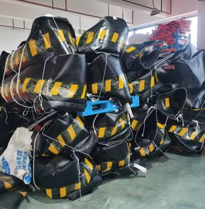 Safety and Environmental Protection Wgv600h Float Rubber Oil Boom on The Lake