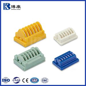 Disposable Titanium Vessel Clips for Laparoscopic Surgery U/V Shape Ligating Clips