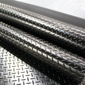 Customized Size Anti Slip Rubber Sheet Rolls Flooring SBR Rubber Mat for Garage Farm