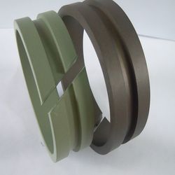 China Manufacture Hydraulic PTFE Guide Ring Gst