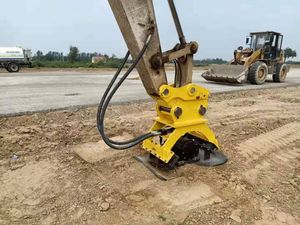 China Excavator Hydraulic Compactor for 4 Ton to 40 Ton Excavator for Sale