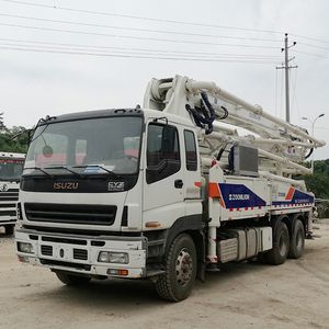 Zoomlion 37m X Leg 265kw Boom Pressure Concrete Pump Truck Mounted Isuzu Cyz51q
