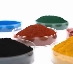 High-Quality Cosmetic-Grade Iron Oxide Pigment Powder, Matte Iron Oxide Red Cosmetic.