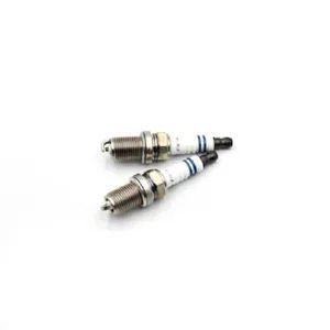 China Auto Spare Parts Spark Plug Bujia 22401-1va1c for Nissan