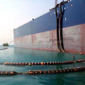 Sts Marine Dock Rubber Oil Hose for Transferring Petroleum