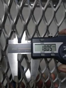Expanded Metal Mesh in Aluminum, Stainless Steel or Carbon Steel
