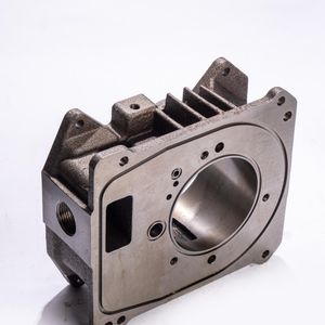 Precision Machined Custom Sand Cast Vacuum Pump Body Mechanical Component 5 - Axis Testing Vacuum Pump Body