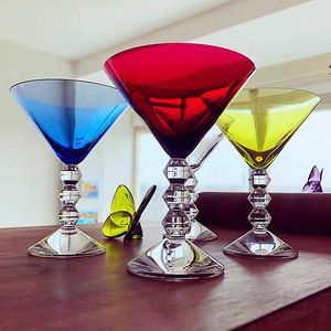 Customized High Quality Borosilicate Red Wine Glass Set, Elegant Champagne Glass Decoration