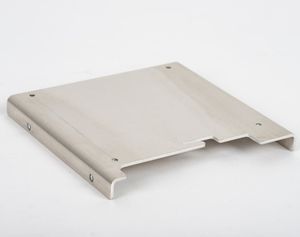 Custom Stainless Steel Aluminum Metal Panels Aluminum Precision Parts Sheet Metal Fabrication Custom Steel Metal Sheet Stamp Works Thin Metal Stamped Parts