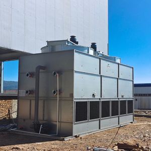 Sustainable Water Chiller Closed Circuit Cooling Tower for Low-Emission Industrial Applications