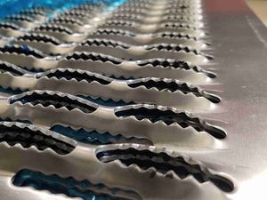 Shark Mouth Hole Perforated Metal Panel for Anti-Slip