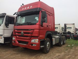 Heavy Duty Sinotruk HOWO 6X4 Tractor Truck 371HP/420HP Chinese Trucks