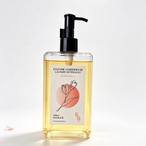 OEM Private Label Wholesale Natural Lingerie Laundry Detergent Eco-Friendly Mild Hypoallergenic Enzyme Lingerie Washing Liquid for Daily Home Use