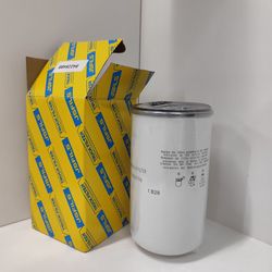 Spin-on Oil Filter OEM 84228488 for Truck Diesel Engine Replacement
