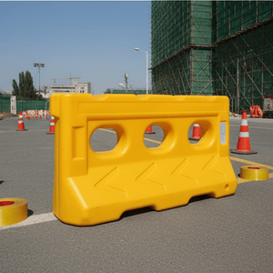 Versatile Plastic Barrier for Crowd Control and Safety Solutions