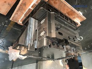 Wholesale High Rigidity Alloy Iron Gravity Casting Mold for Electric Motor Housings