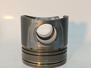 Cummins Diesel Engine Piston 5562337 for Cummins Machinery Engine Parts
