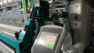 CH Rsmsus-G Weft-Insertion Fiber Glass Geogrid Raschel Warp Knitting Machine