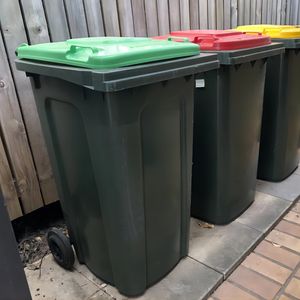 Plastic Wheelie Container Pedal Operated Garbage Dust Bin