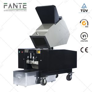 Powerful Plastic Shredder Machine for Recycling HDPE PP Pet Containers