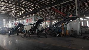 Mobile Belt Conveyor with Pneumatic Wheels for Flexible Transport
