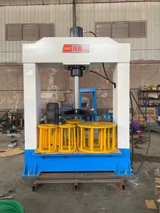 150tgantry Hydraulic Press Tire 200tpressing Machine Forklift Solid Tire Disassembly Equipment