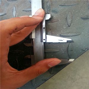 Tear Drop Standard Checkered Plate for Bus Floor or Stairs
