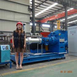 Hot Pin Type Vacuum Cold Feed Rubber Hose Tube Foaming EPDM Tyre Tread Band Profile Straining Extruder